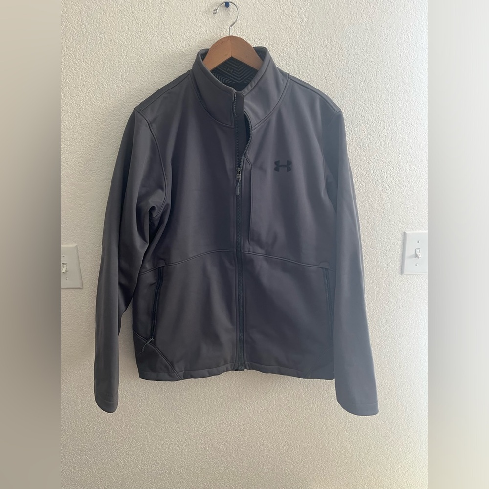 Men’s large under armor activewear jacket